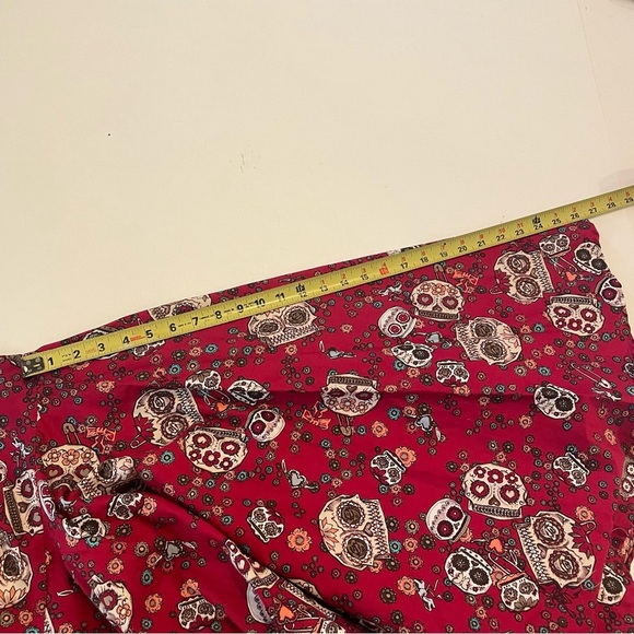 Hell Bunny Sugar Skull print dress. Size M. Sweetheart neck. Back zipper. Used. - Picture 12 of 13